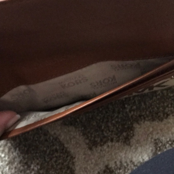 AUTHENTIC BROWN MK WALLET - Picture 3 of 3